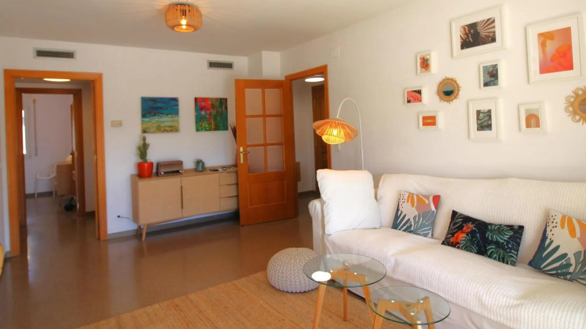 Maritim II 2 At.1 - Apartamento Moderno, Agradable Y Muy Bien Equipado Situado En 1ª Linea De Mar - Es-228-82 Llanca 0*,